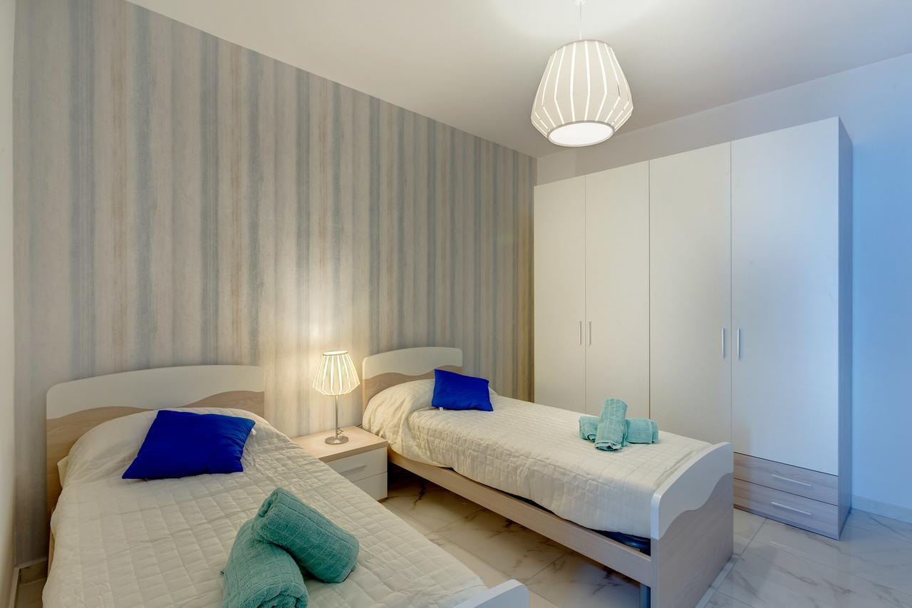 Marvelous 2 Bedroom Apartment By The Sea كاورا المظهر الخارجي الصورة